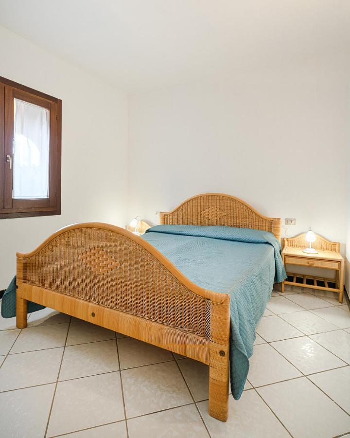 Ambra Holiday Rooms Сан-Теодоро Экстерьер фото