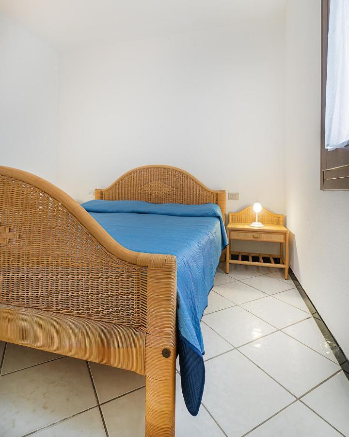 Ambra Holiday Rooms Сан-Теодоро Экстерьер фото